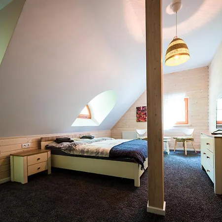 Brzozowy Gaj Bed & Breakfast Glowczyce