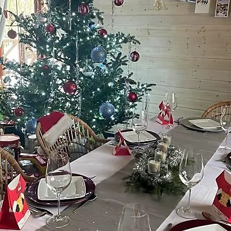 Alojamento de Acomodação e Pequeno-almoço Brzozowy Gaj Glowczyce